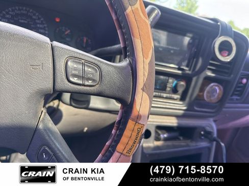 Used 2005 Chevrolet Tahoe LT w/ LT Preferred Equipment Group AWD/4WD image 23