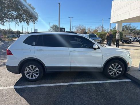 Used 2018 Volkswagen Tiguan S image 18