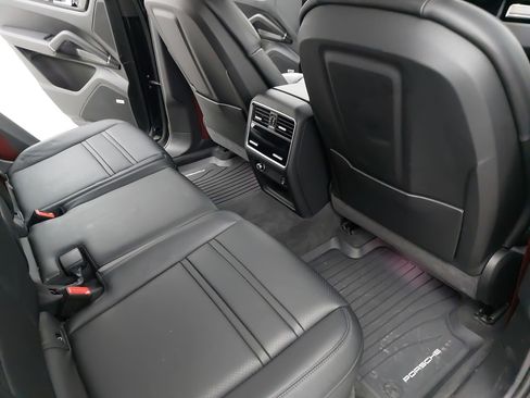 Certified 2021 Porsche Cayenne GTS image 13