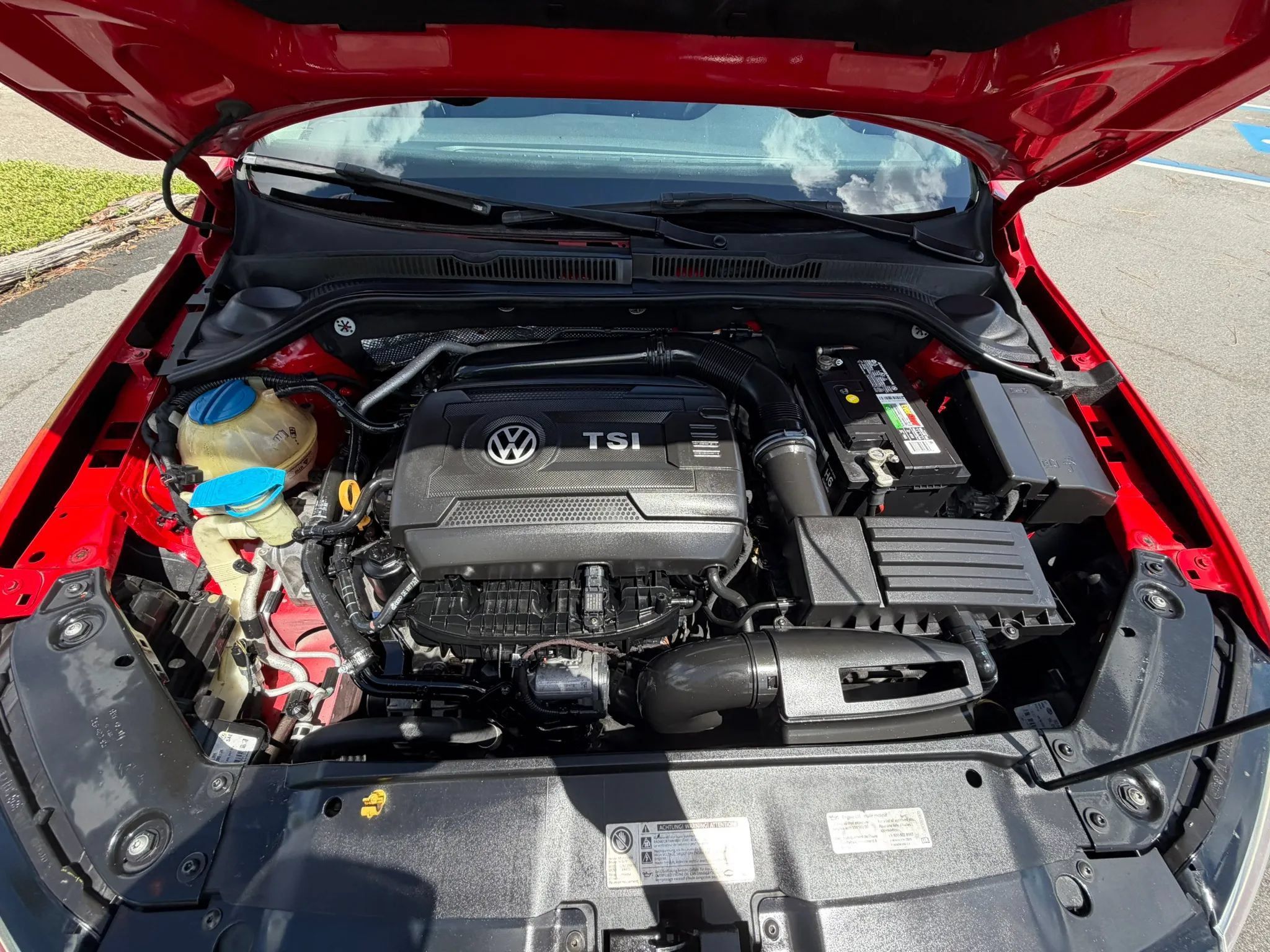 Used 2015 Volkswagen Jetta SE FWD image 29
