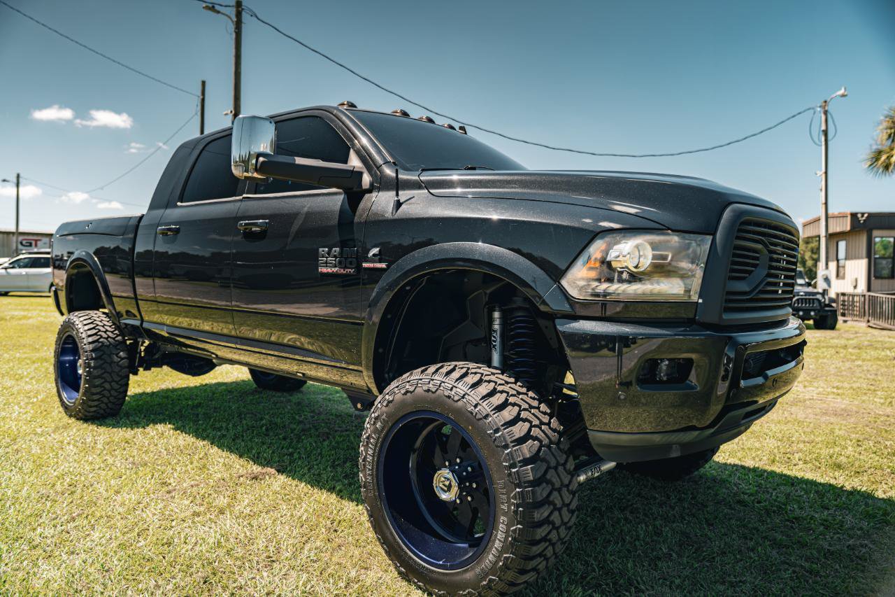 Used 2017 RAM 2500 Laramie w/ Sport Appearance Group AWD/4WD image 9