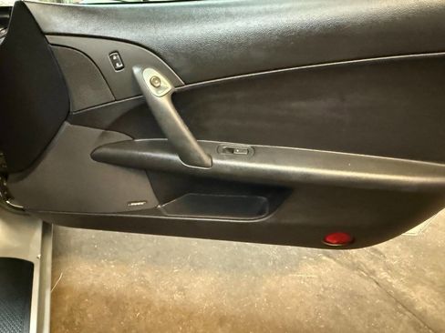 Used 2005 Chevrolet Corvette Coupe w/ Preferred Equipment Group image 23