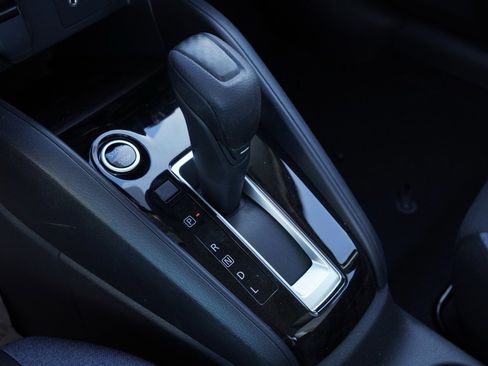 New 2025 Nissan Versa SV image 14