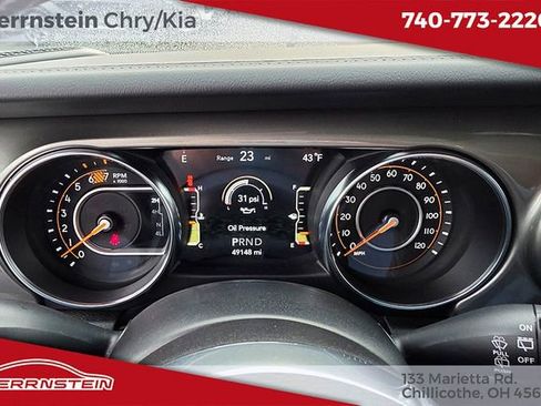 Used 2023 Jeep Wrangler Unlimited Sahara AWD/4WD image 17