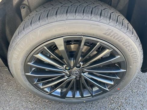 New 2026 Lexus RX 450h AWD image 20
