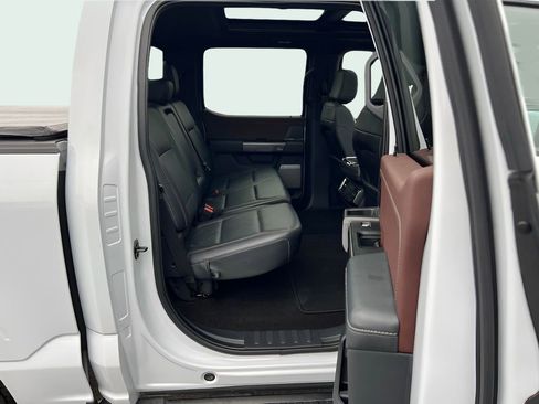 Used 2022 Ford F150 Lariat w/ Equipment Group 502A High AWD/4WD image 19