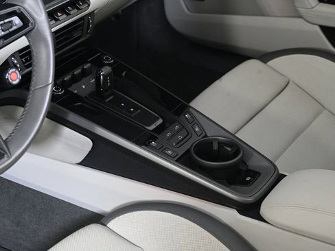 Certified 2025 Porsche 911 Carrera image 16