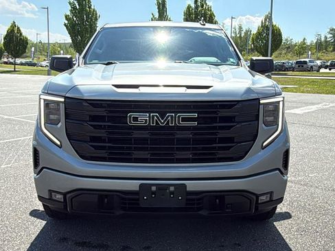 Used 2023 GMC Sierra 1500 Elevation w/ X31 Off-Road Package AWD/4WD image 14