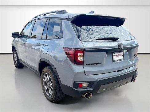 Used 2023 Honda Passport TrailSport image 5