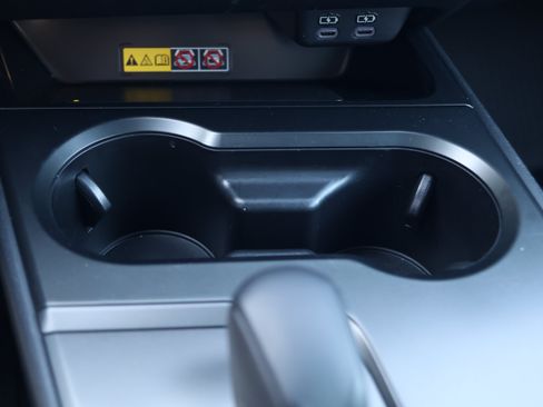 Used 2025 Lexus UX 300h FWD w/ Accessory Package (Z1) image 27