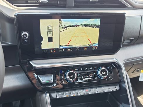 New 2026 GMC Sierra 1500 Denali w/ Technology Package AWD/4WD image 17