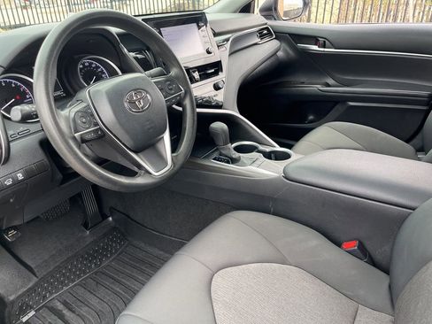 Used 2023 Toyota Camry LE image 19
