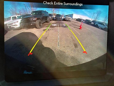 Used 2023 Jeep Wrangler Unlimited Sahara w/ Cold Weather Group image 16