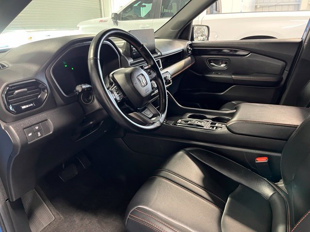 Used 2024 Honda Pilot TrailSport image 23