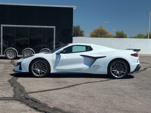 New 2027 Chevrolet Corvette Z06 RWD image 5