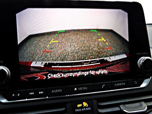 Used 2022 Nissan Altima 2.5 SR image 16