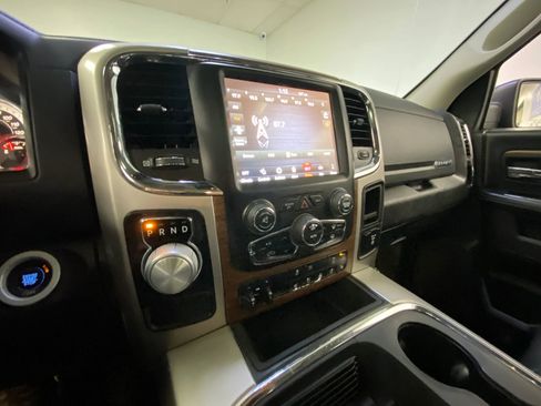 Used 2019 RAM 1500 Laramie w/ Convenience Group RWD image 28