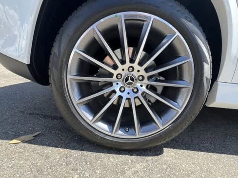 New 2026 Mercedes-Benz GLE 350 4MATIC image 9
