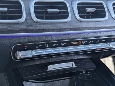 Used 2022 Mercedes-Benz GLE 350 4MATIC image 23