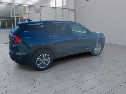 Used 2019 GMC Terrain SLE image 8