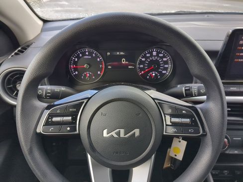 Certified 2024 Kia Forte LXS w/ LXS Technology Package image 14