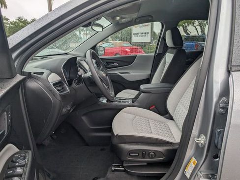 Used 2023 Chevrolet Equinox LS w/ LS Convenience Package image 10