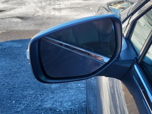 Used 2020 Subaru Outback Touring XT image 10