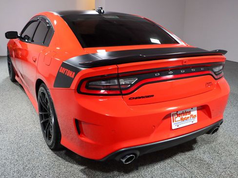 Used 2020 Dodge Charger Scat Pack w/ Daytona Edition Group image 9