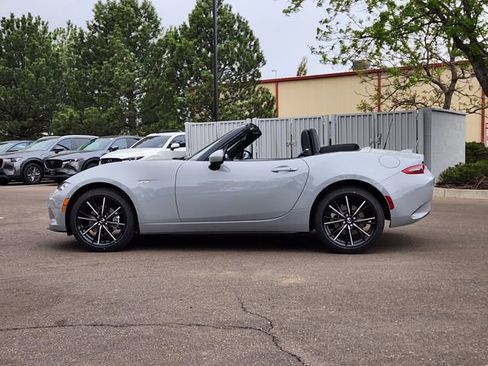 New 2026 MAZDA MX-5 Miata Grand Touring RWD image 2