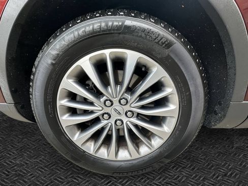 Used 2016 Lincoln MKX Select w/ Climate Package AWD/4WD image 12