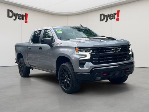 Used 2024 Chevrolet Silverado 1500 LT Trail Boss w/ Convenience Package II AWD/4WD image 8