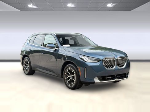 Used 2026 BMW X3 xDrive30i w/ Premium Package AWD/4WD image 7