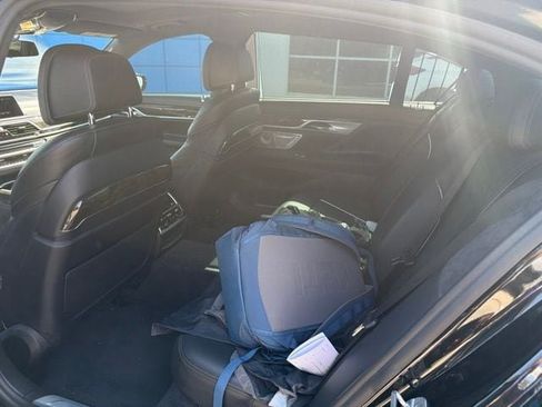 Used 2018 BMW 750i xDrive AWD/4WD image 14