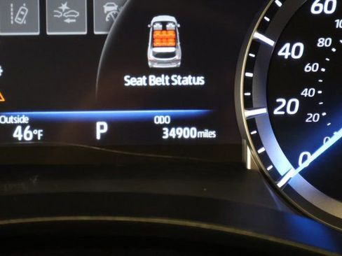 Certified 2023 Toyota Highlander XLE image 30