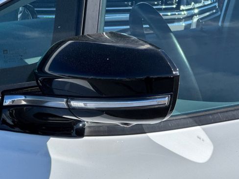 Used 2020 Chevrolet Bolt Premier w/ Infotainment Package image 49