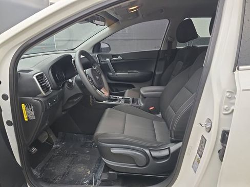Used 2020 Kia Sportage LX FWD image 23