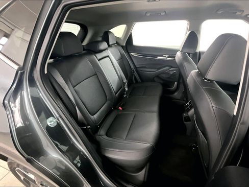Used 2024 Kia Seltos EX image 25