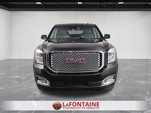 Used 2015 GMC Yukon SLT image 3