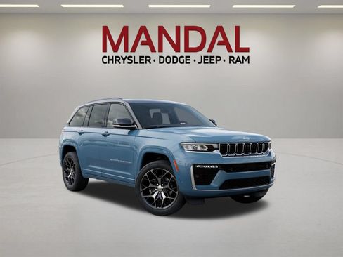 New 2026 Jeep Grand Cherokee Summit AWD/4WD image 5