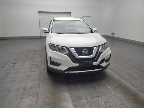 Used 2018 Nissan Rogue SV AWD/4WD image 14
