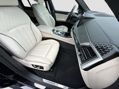 New 2026 BMW X5 xDrive50e w/ Executive Package AWD/4WD image 15