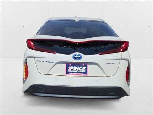 Used 2020 Toyota Prius Prime Limited image 6