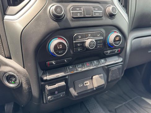Used 2019 Chevrolet Silverado 1500 RST w/ All-Star Edition AWD/4WD image 17