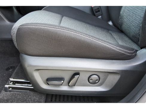 Used 2023 Nissan Rogue SV FWD image 24