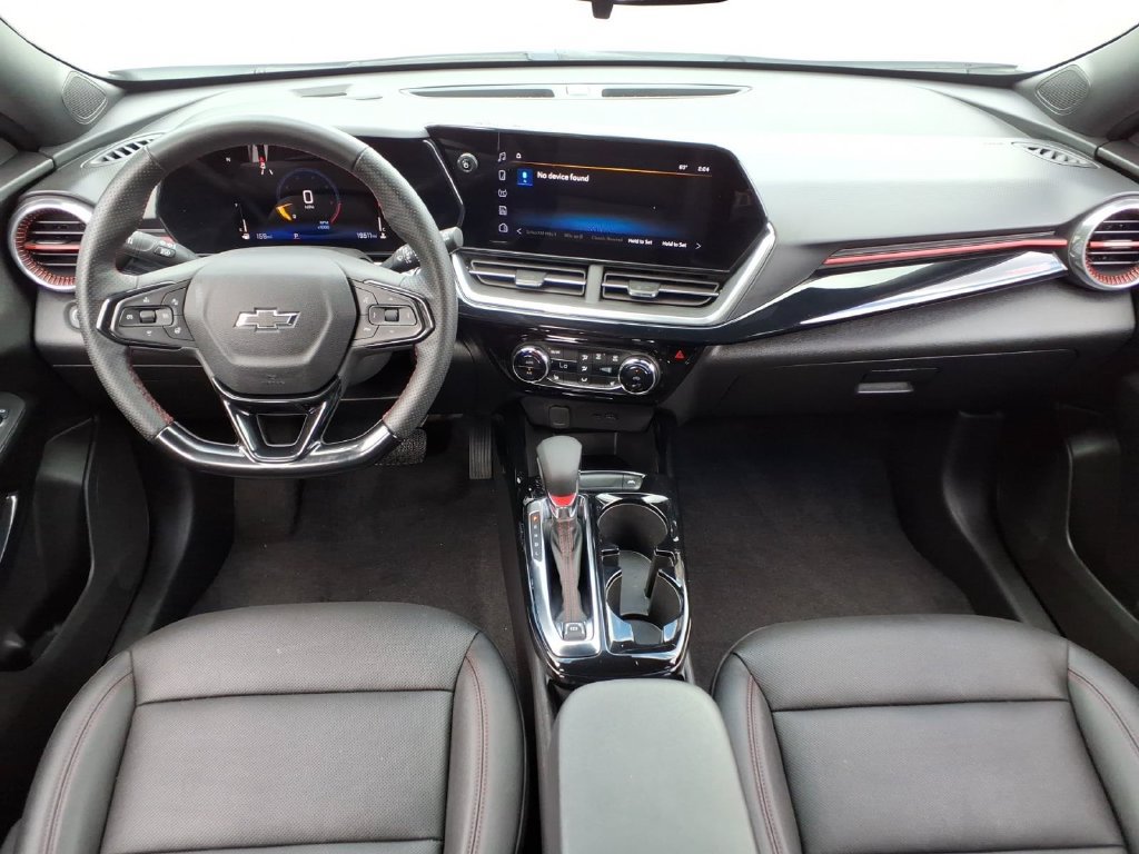Used 2025 Chevrolet Trax RS w/ Driver Confidence Package FWD image 23
