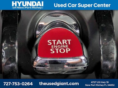 Used 2020 MINI Cooper 2-Door Hardtop FWD image 32