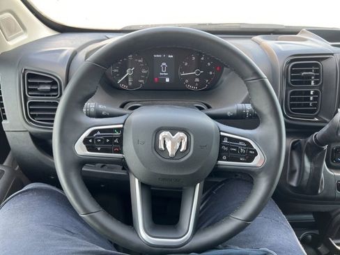 Used 2025 RAM ProMaster 1500 w/ Crew Van Package image 21