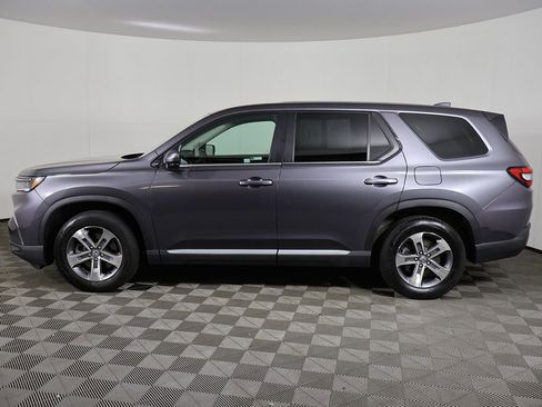 Used 2025 Honda Pilot EX-L image 17
