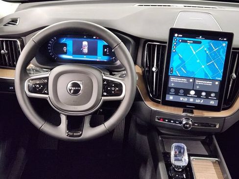 New 2026 Volvo XC60 B5 Plus w/ Climate Package AWD/4WD image 27
