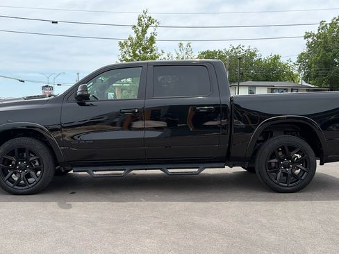Used 2025 RAM 1500 Laramie w/ Night Edition AWD/4WD image 8